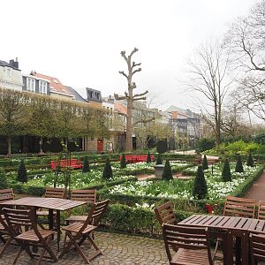 Flemish Garden, 2023-04-08