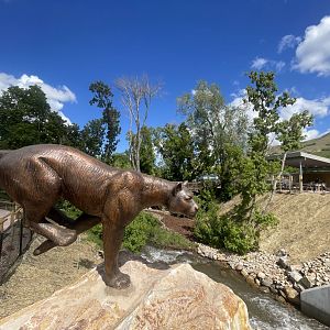 Cougar Statue