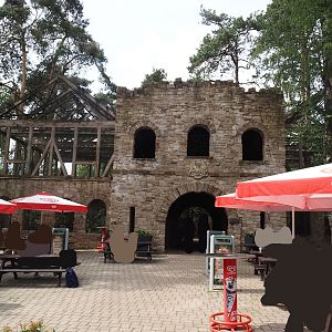 Front and entrance of the Uhu-Burg and terrace area, 2024-05-21