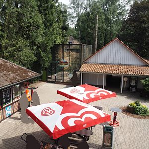 Snack stand, Terrace area and Welli-Paradies (Budgerigar walk-through and feeding aviary), 2024-05-21