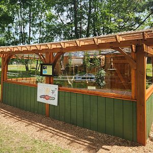 Fort Rickey Zoo - Sloth exhibit