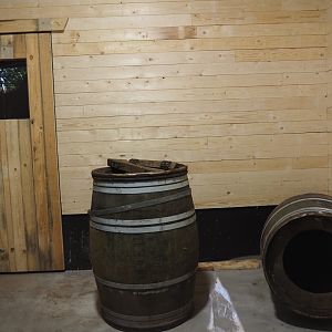 Soon-to-be viewable Tasmanian devil indoor exhibit (Former wombat and echidna indoor exhibit), 2024-07-14