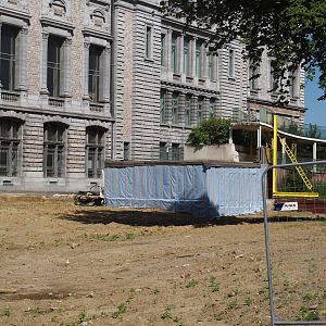Demolition of the jubilee complex now finished, with preserved areas near skywalk and former red panda exhibit, 2024-07-28
