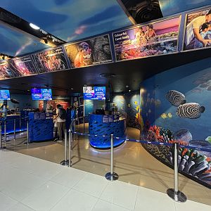 Aquarium Entrance