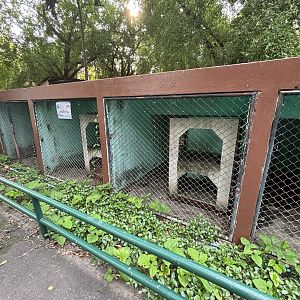 Row of empty exhibits - Lopburi Zoo