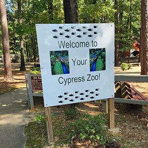 Cypress Black Bayou Park - Zoo entrance