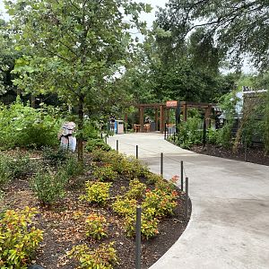 Birds of the World Exit