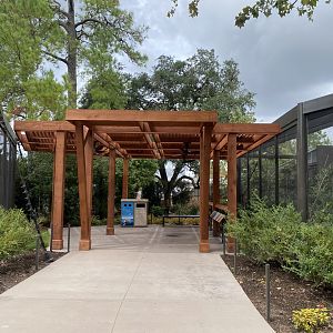 Africa and North America Shared Viewing Area