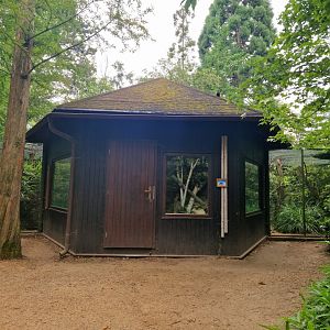 View bird aviaries and rodent enclosure
