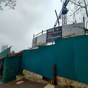 Cable car station construction - Santiago zoo (Zoologico nacional)