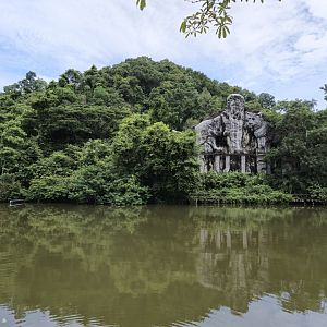 Cat's valley view towards the Khao Kheow mountains