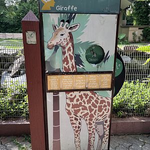 Giraffe Sign