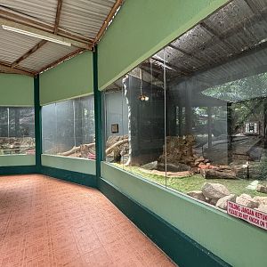 Reptile House - very small