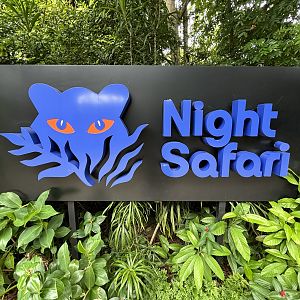 Night Safari Entrance Sign