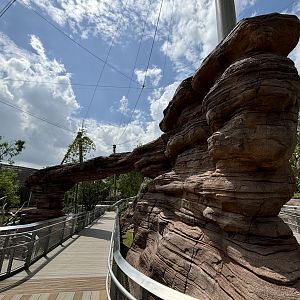 Australian Outback Aviary