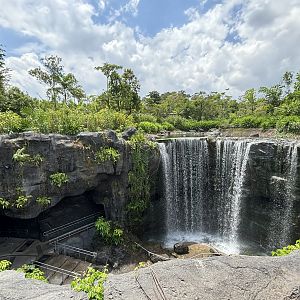 Jaw-dropping Waterfall Entrance Zone