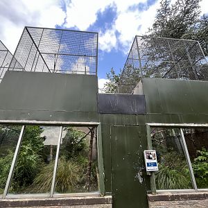 Monkey house cages 19.7.23