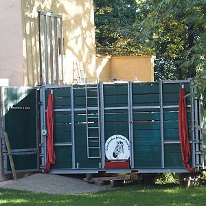 Crate for the transport of hippopotamus Imani to Dublin Zoo, 2024-09-29