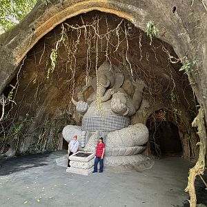 Lord Ganesha Statue - huge!