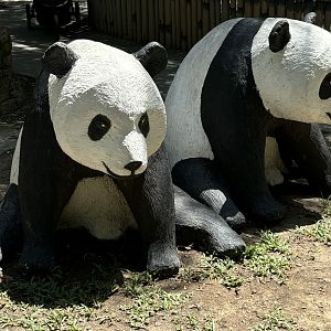 Giant Panda Statues