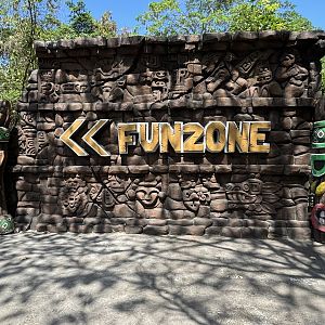 Fun Zone - sign