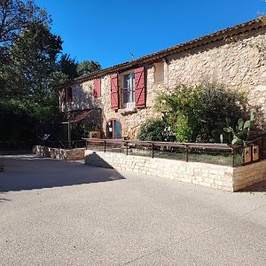 Outdoor Reptile Exhibits