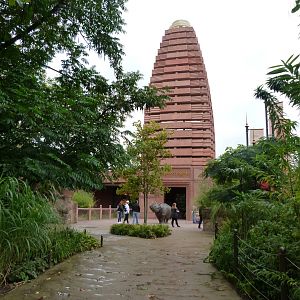"Nashorn-Pagode" view -Zoologischer Garten Berlin (2024)