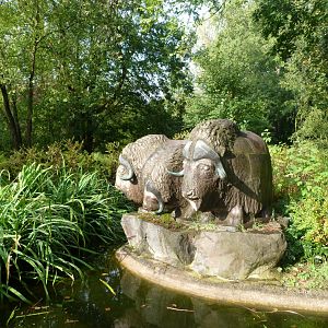 Musk ox statue -Tierpark Berlin (2024)