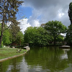 Lake with gondoletta ride