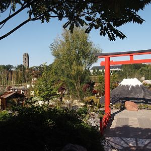 Islands of the Rising Sun - Honshu - Second entrance and Japanese garden with Mount Fuji representation, 2024-09-17