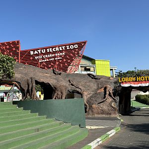 Zoo Entrance Area