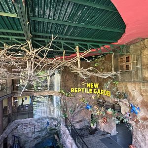 New Reptile Garden - entrance area