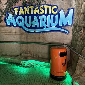 Aquarium Entrance Sign