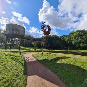 Outback walkthrough habitat