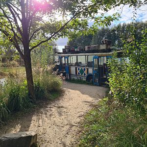 Ngorongo - Safari bus viewing point