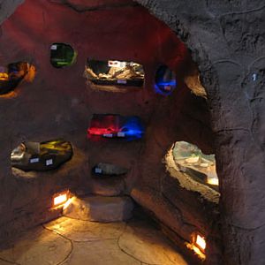 tarantula grotto interior