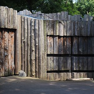 Gates to off-show primate areas, 2024-06-08