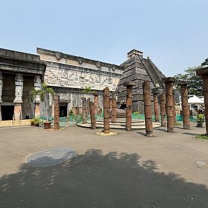 The Pyramids 5D Theatre