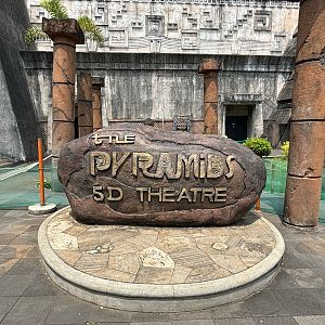 The Pyramids 5D Theatre