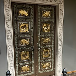 09/14/23 - Doors inside the reptile house