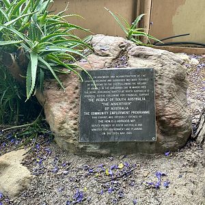 Giraffe Habitat Expansion Plaque (1986)