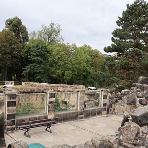 Historical Raubtierfelsen - Lion House