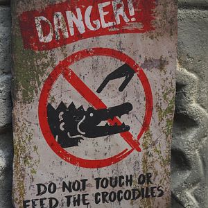Jungola - Butterfly temple - Danger crocodiles signage, 2024-06-23