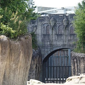 Jungola - Entrance of corridor to off-show Asian elephant areas under visitor bridge, 2024-06-23