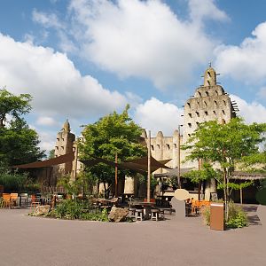 Serenga - Dogon Sun Palace entrance building, 2024-06-23