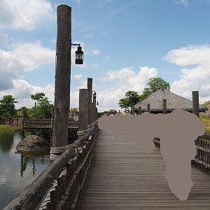 Serenga - Boardwalk between the savanna and African lion exhibits, 2024-06-23