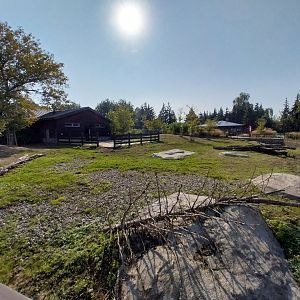 Zamocs Zoo - Antelope building