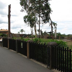 Australia Zoo 2007 - Alongside the Asiatic Elephant exhibit