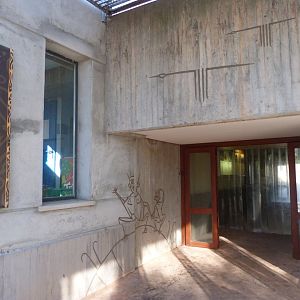 Chimpanzee house entrance -Zoo Aquarium de Madrid (2025)