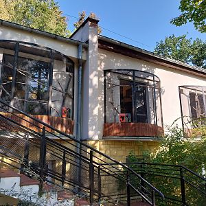 Bird & Reptile House - second entrance and hanging aviaries